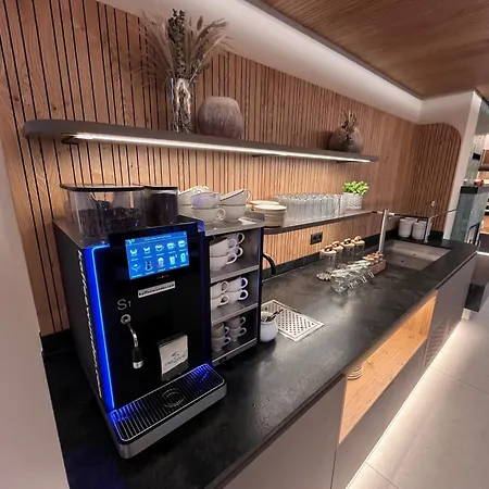 兰德霍斯鲁尔曼酒店