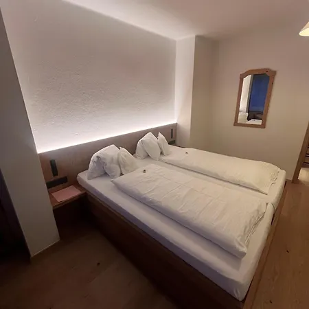 Luehrmann Hotel
